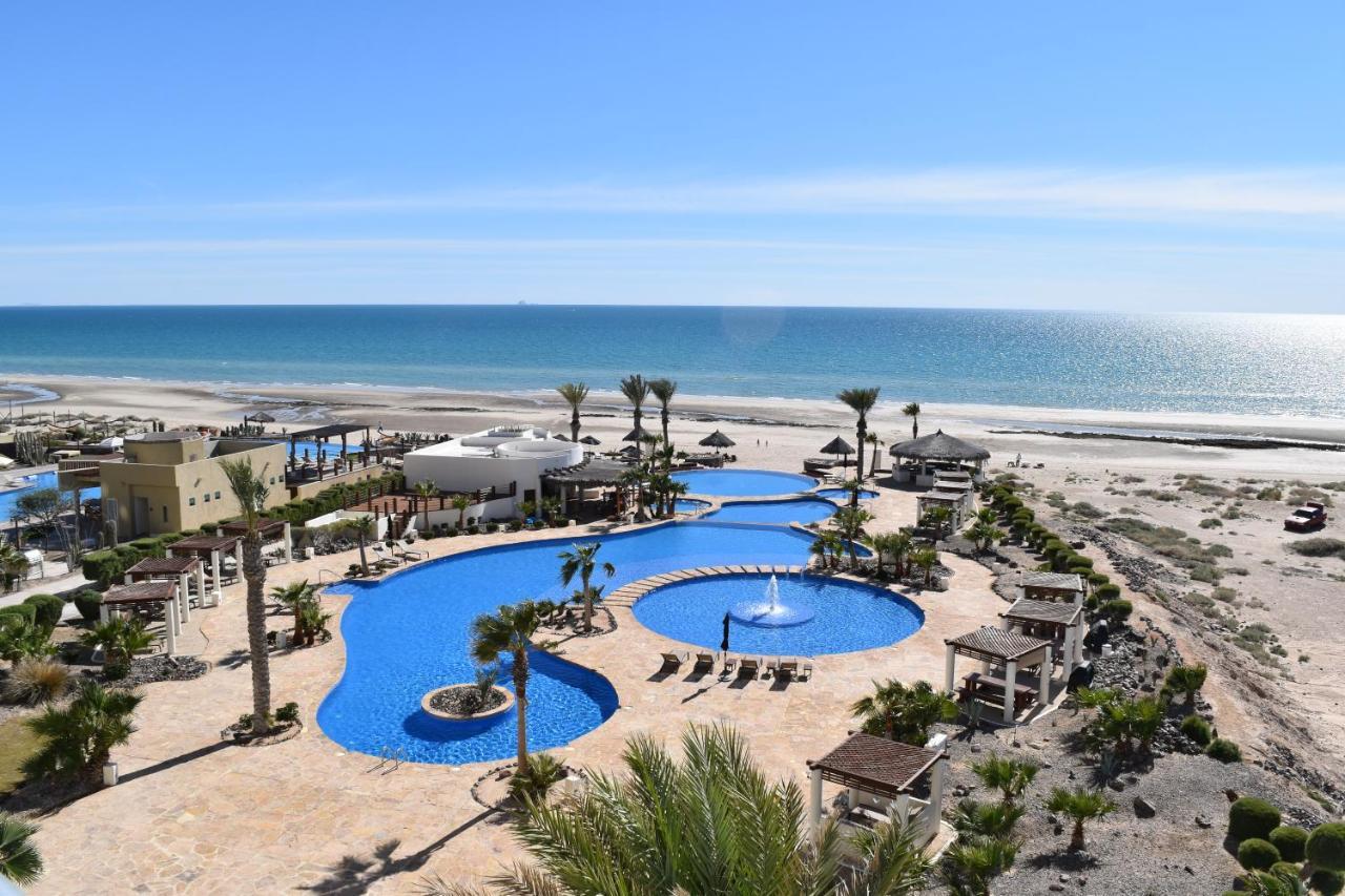 Luna Blanca Two Bedroom Unit By Kivoya Rocky Point Exterior photo