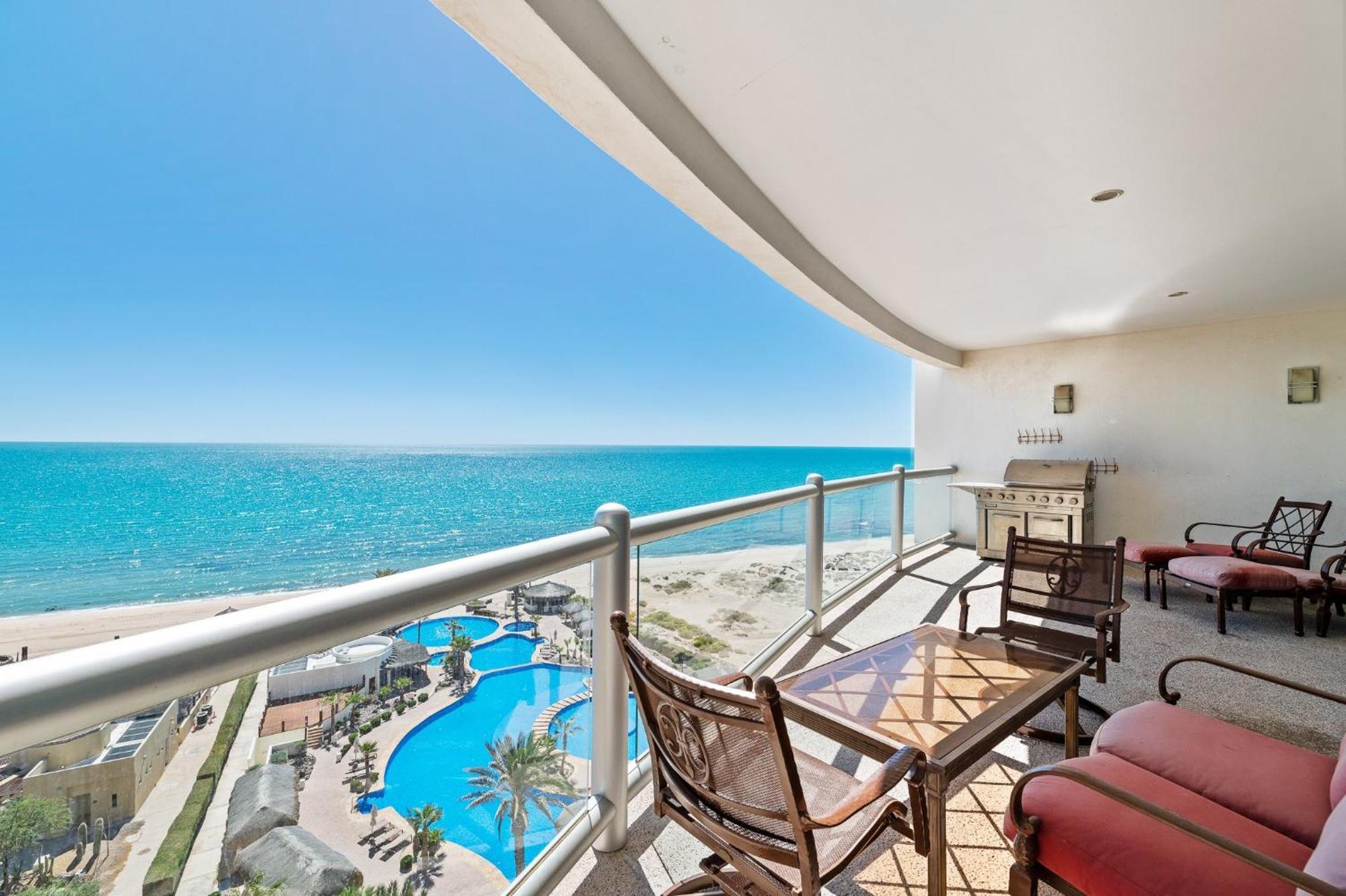 Luna Blanca Two Bedroom Unit By Kivoya Rocky Point Room photo
