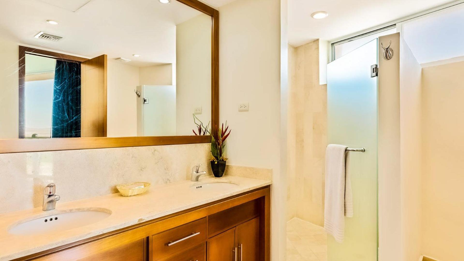 Luna Blanca Two Bedroom Unit By Kivoya Rocky Point Exterior photo
