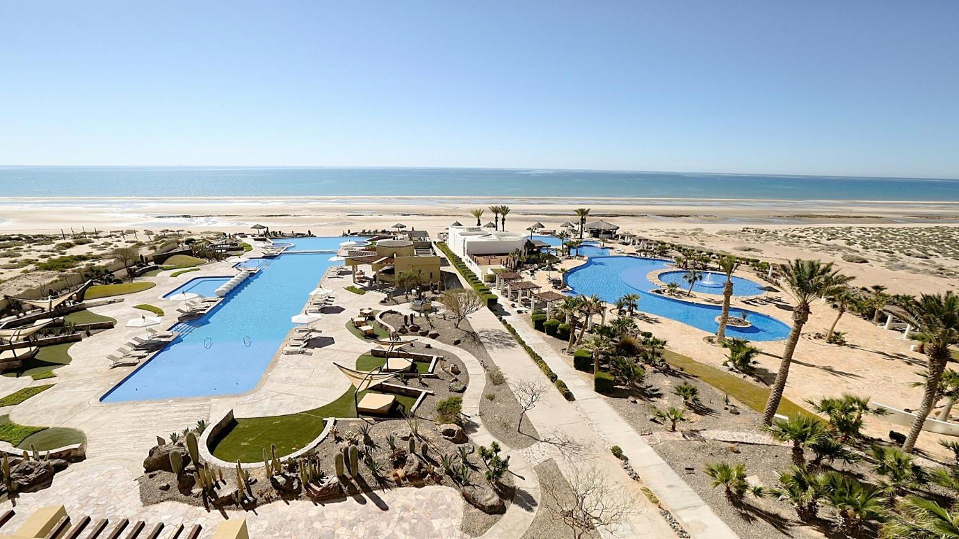 Luna Blanca Two Bedroom Unit By Kivoya Rocky Point Exterior photo