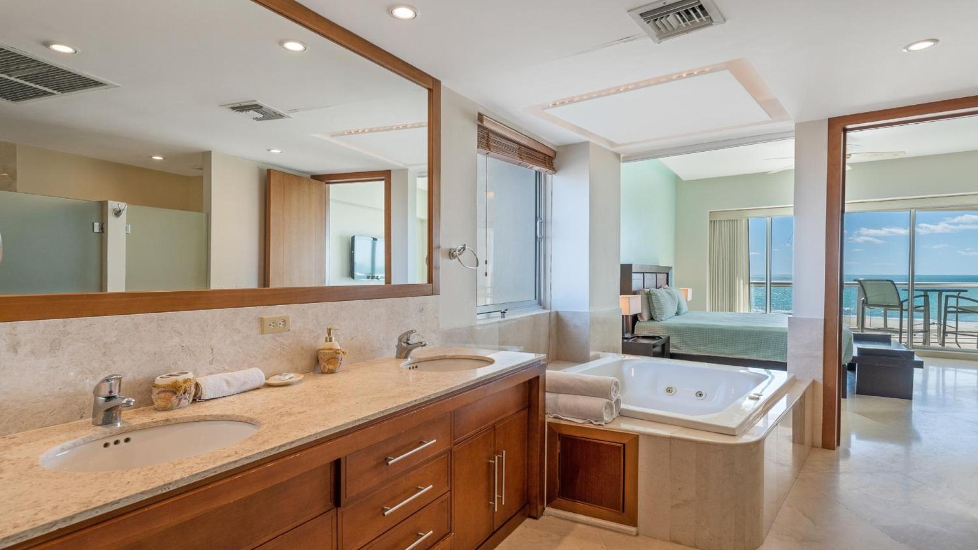 Luna Blanca Two Bedroom Unit By Kivoya Rocky Point Exterior photo