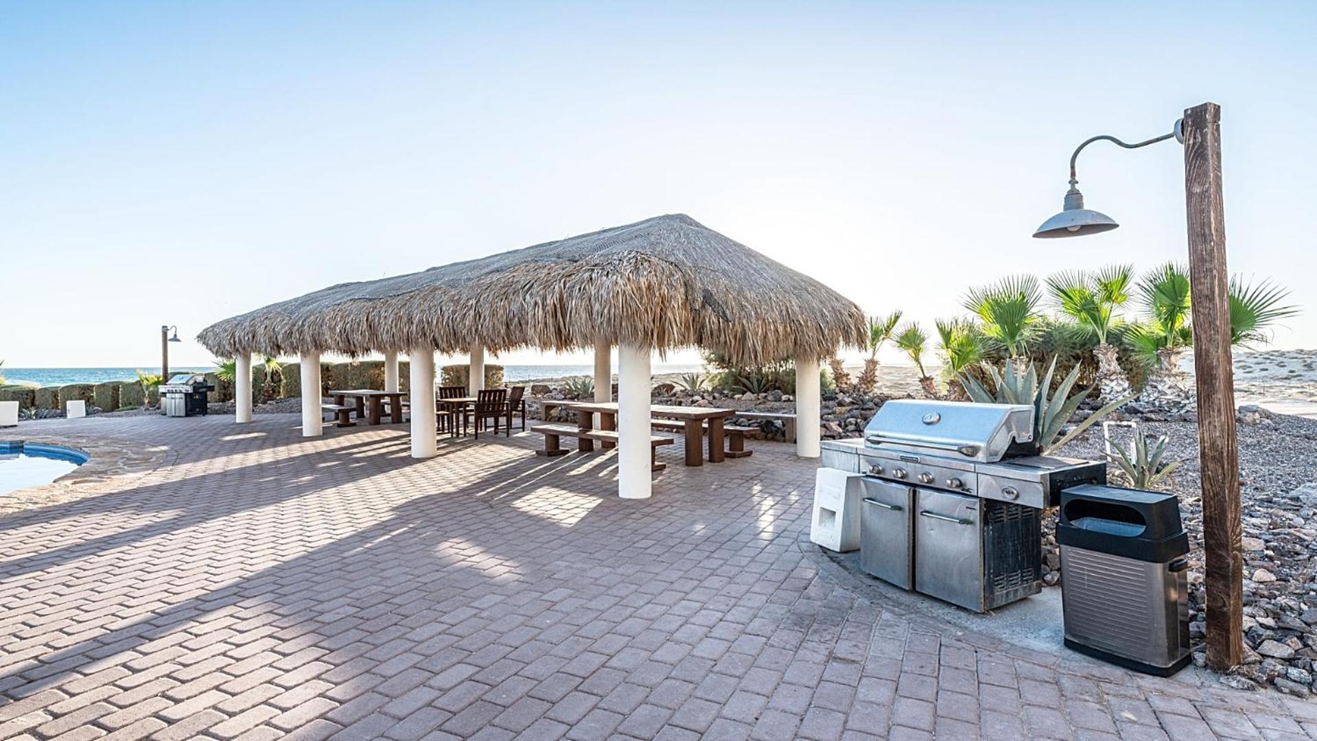 Luna Blanca Two Bedroom Unit By Kivoya Rocky Point Exterior photo