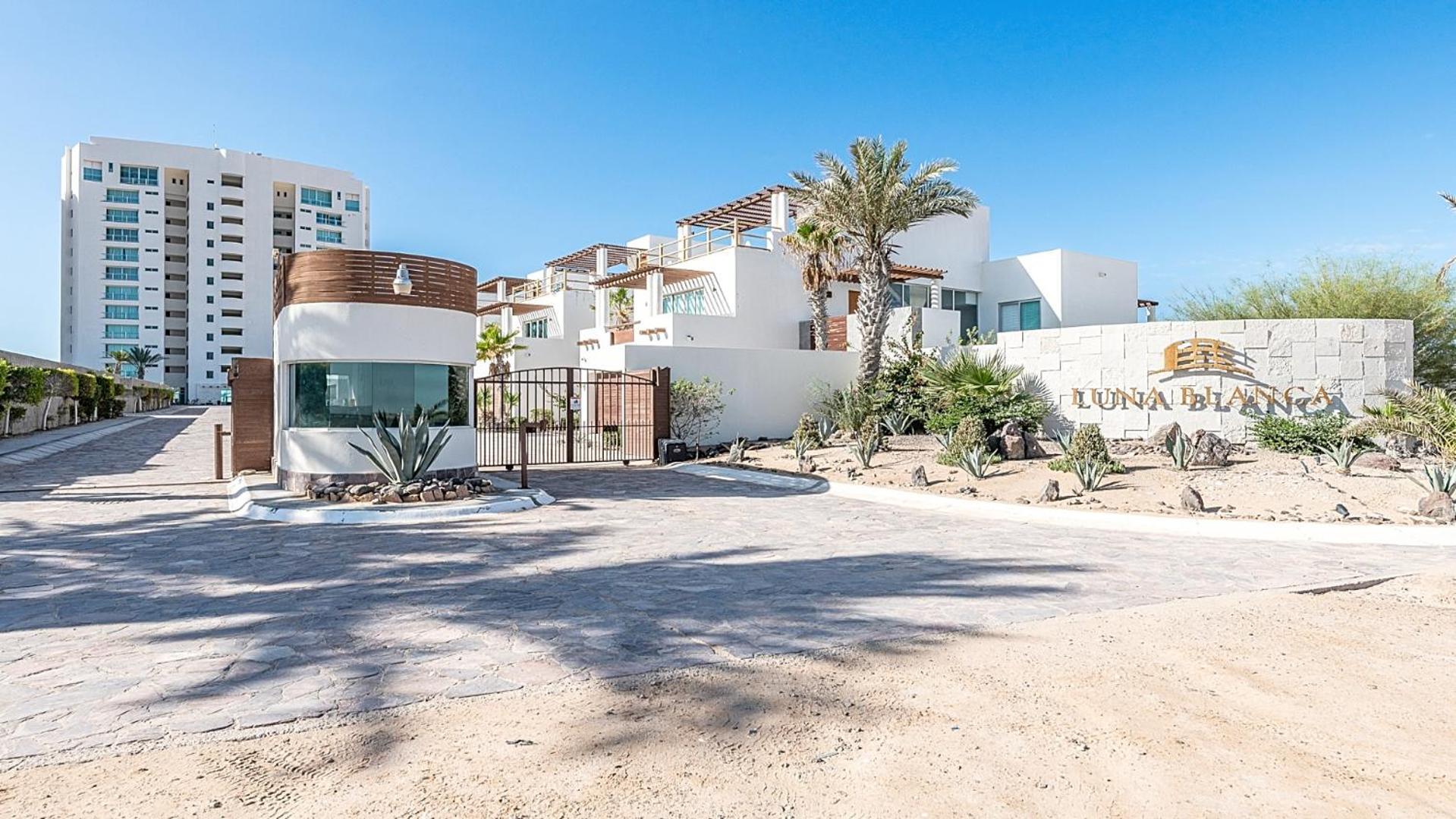 Luna Blanca Two Bedroom Unit By Kivoya Rocky Point Exterior photo